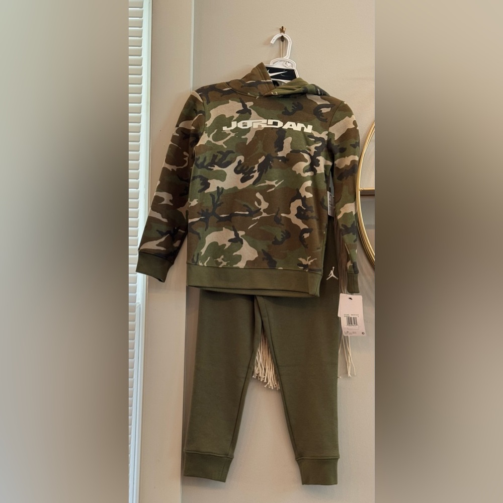 NWT, size 6 Boys Jordan Kids Camo Sweatshirt and Olive Joggers